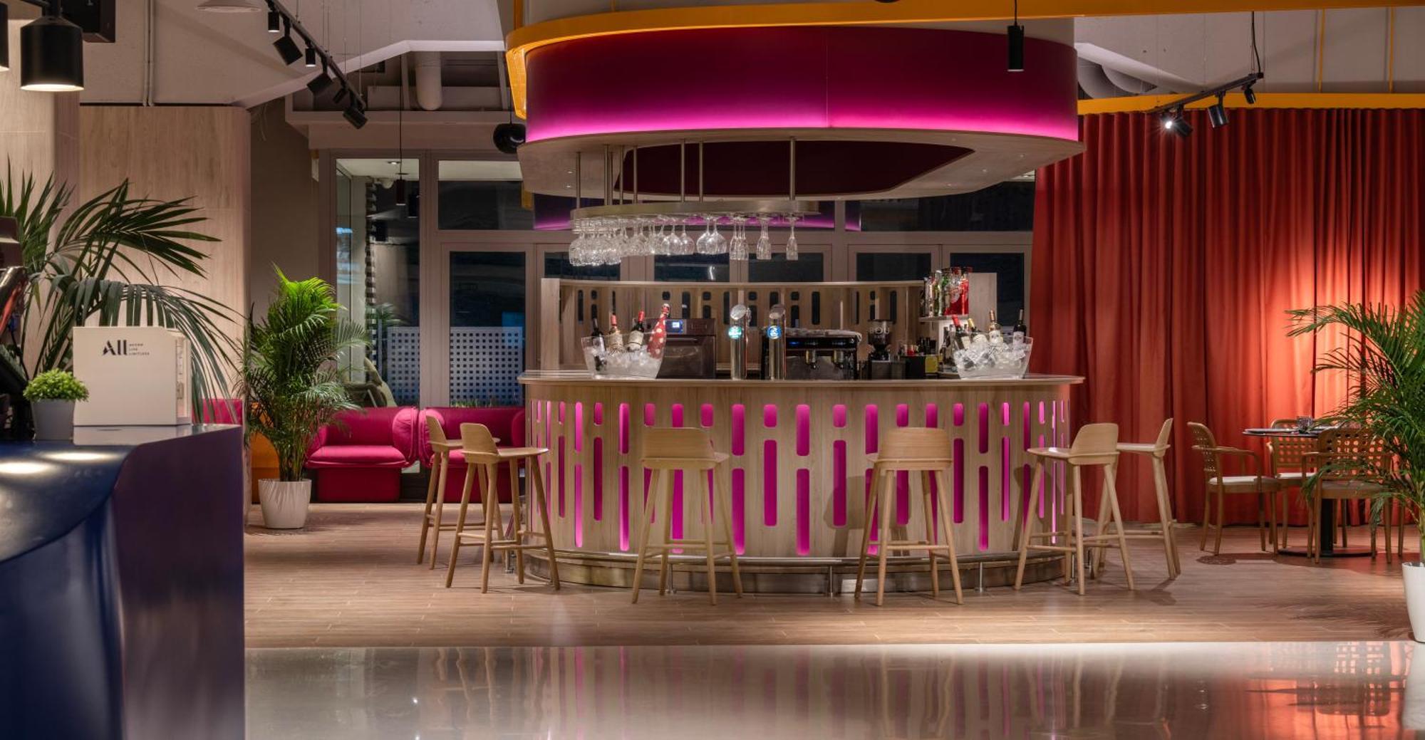 Novotel Barcelona Hotel 4*