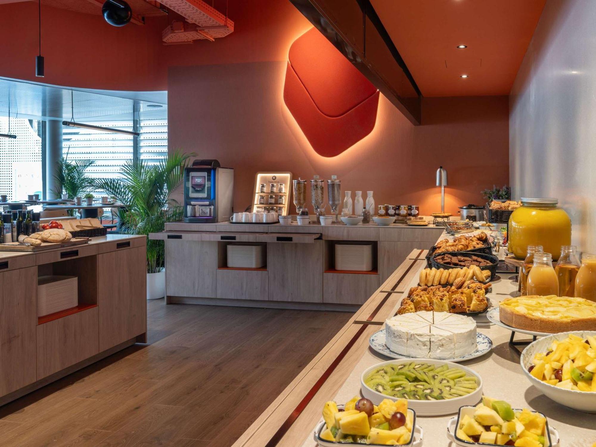 Hotel Ibis Styles Barcelona 4*
